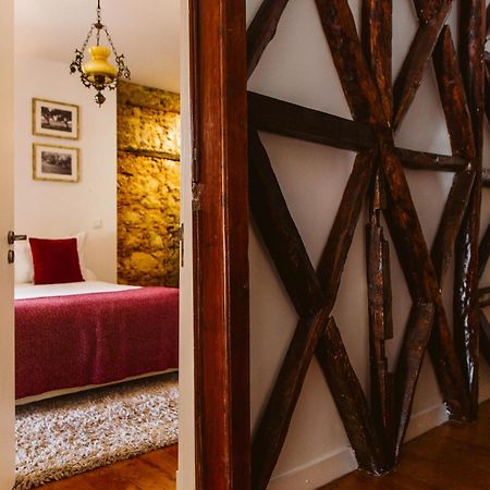 54 Santa Catarina Apartments Lisbon Bagian luar foto