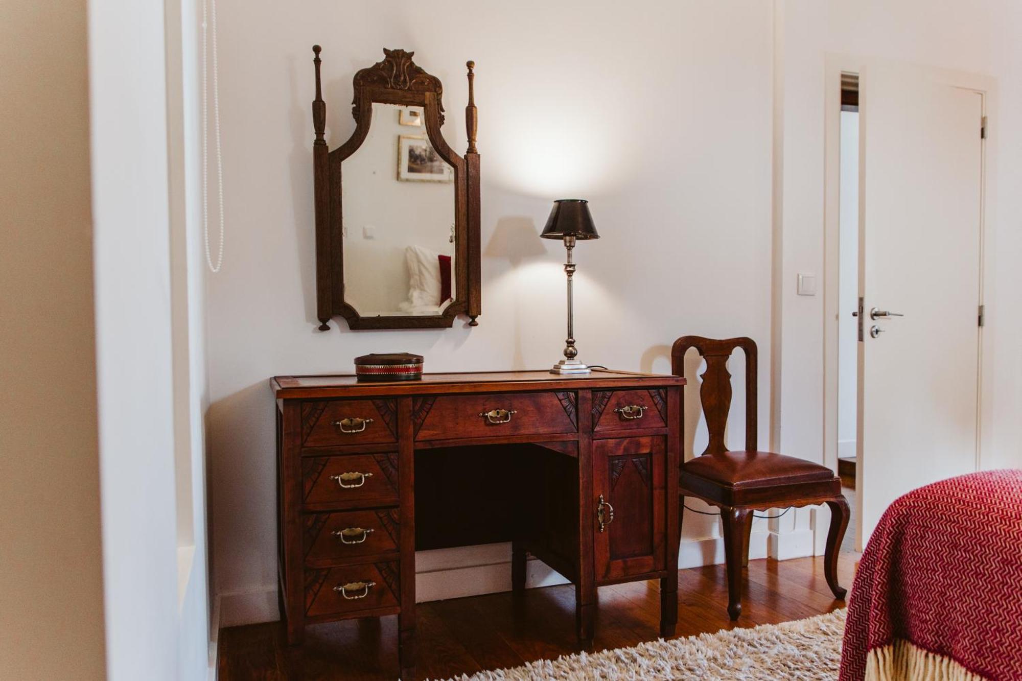 54 Santa Catarina Apartments Lisbon Bagian luar foto