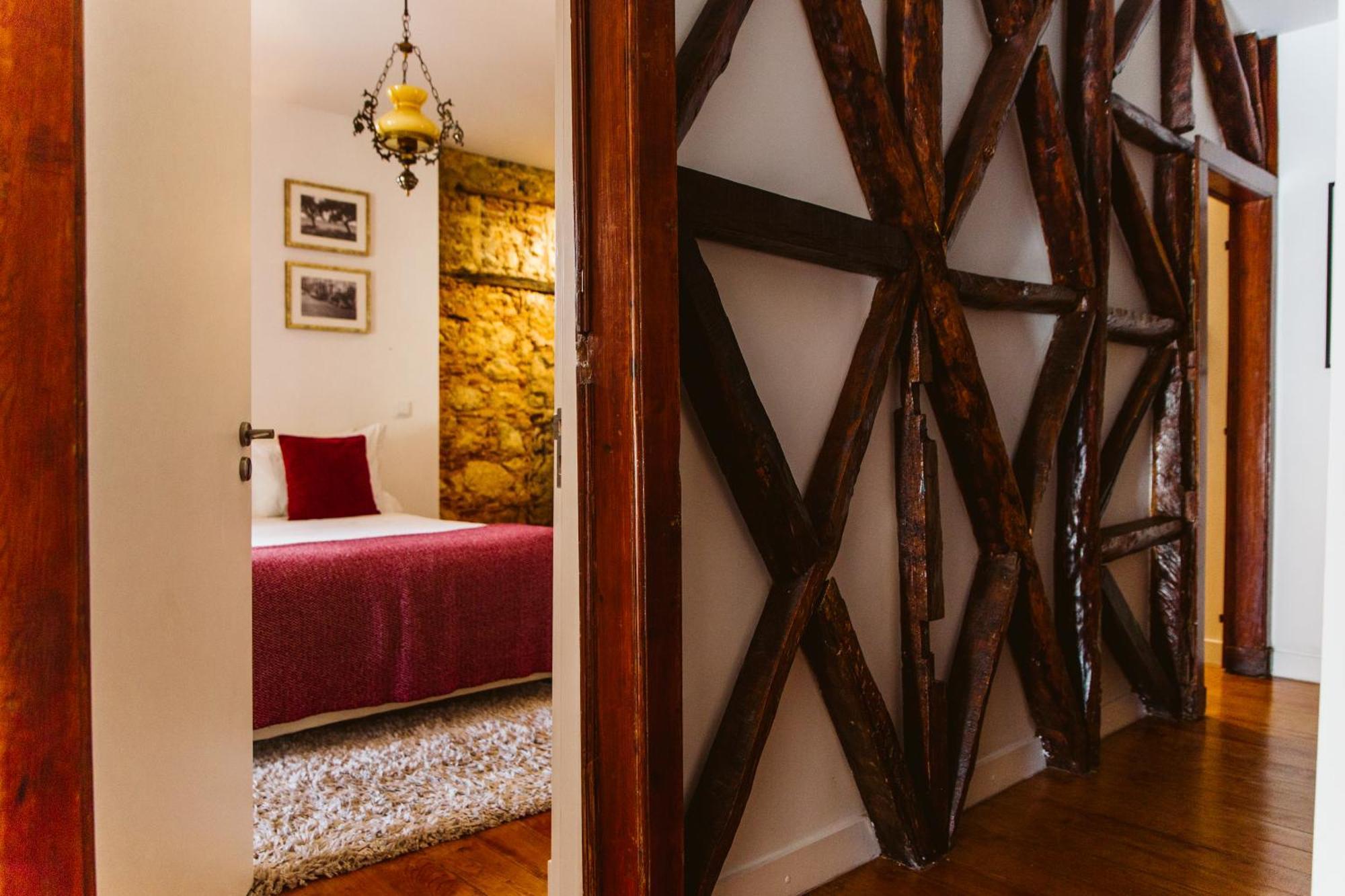 54 Santa Catarina Apartments Lisbon Bagian luar foto