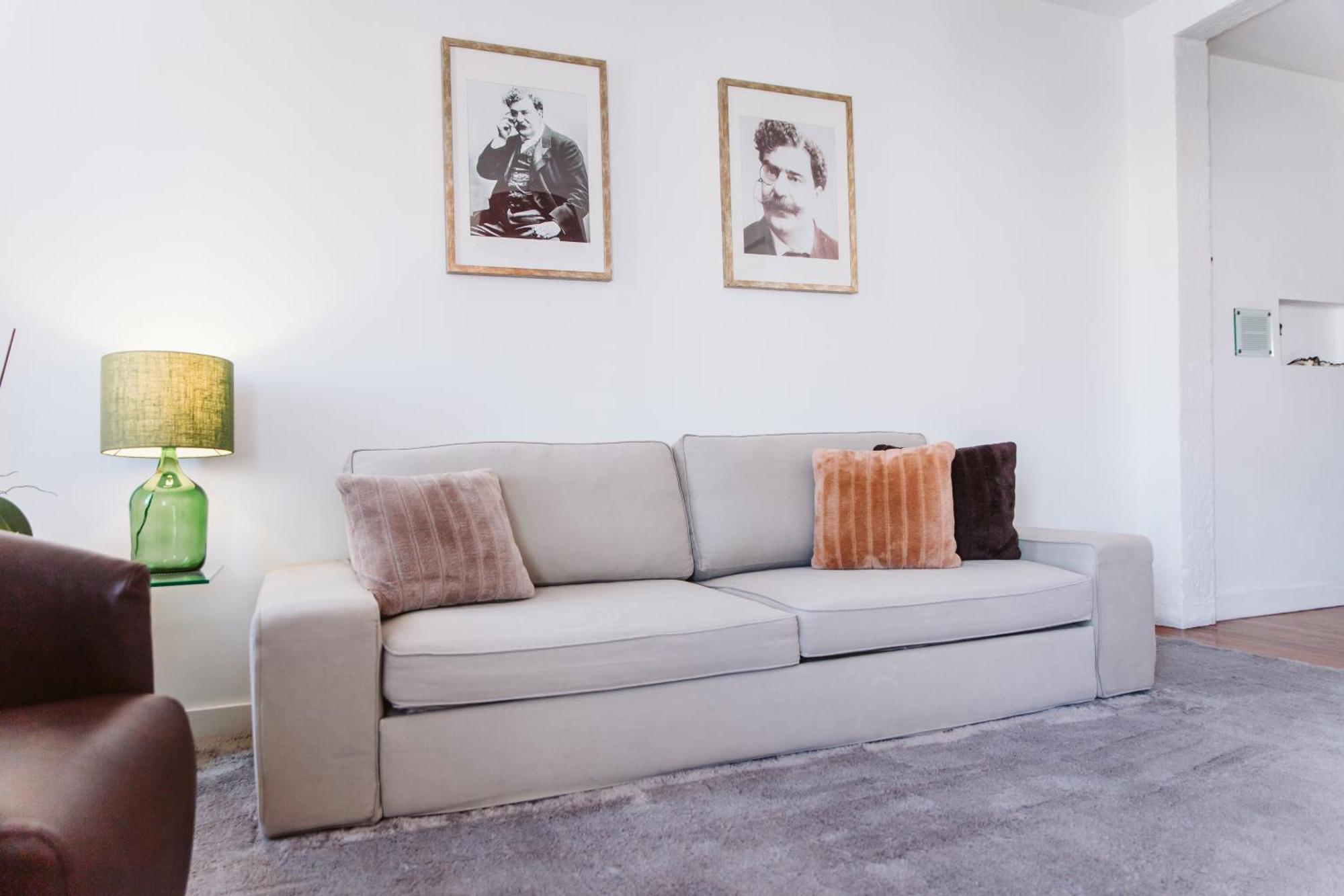 54 Santa Catarina Apartments Lisbon Bagian luar foto